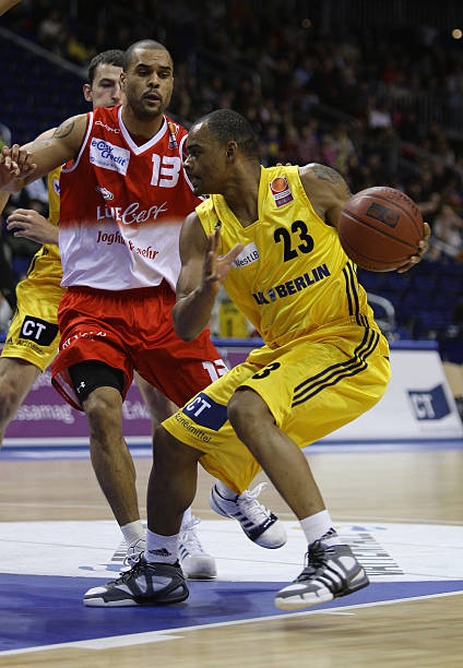 运动会中 运动会中