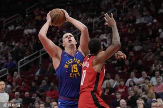 而是他作为 而是他作为