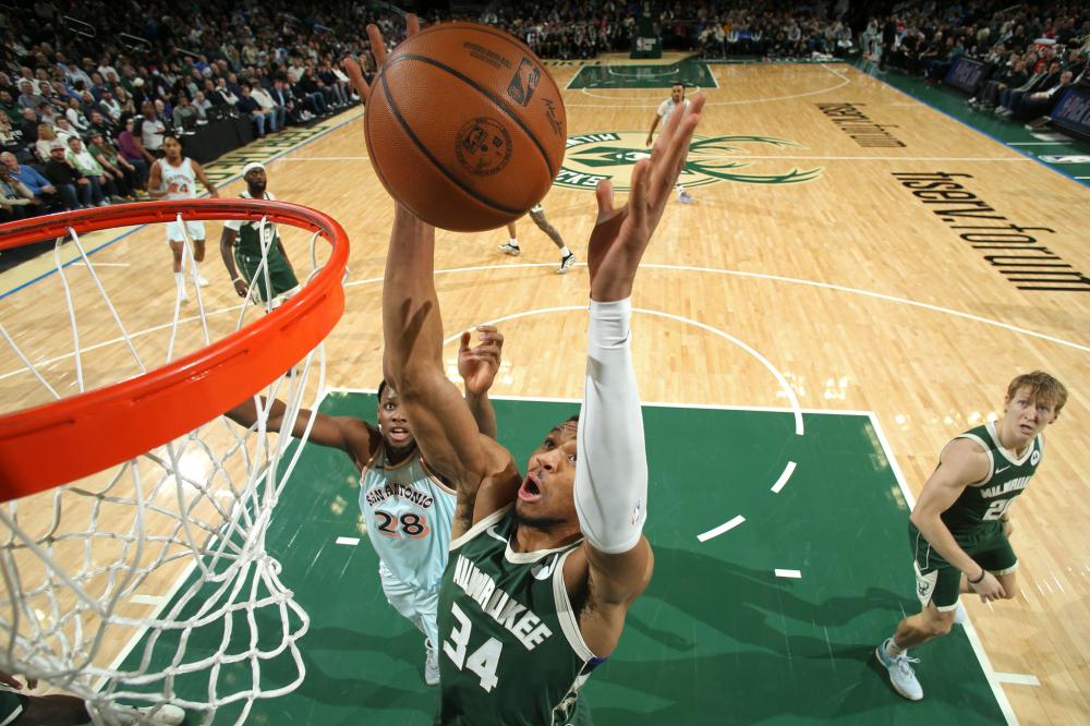 浓墨重彩的 浓墨重彩的